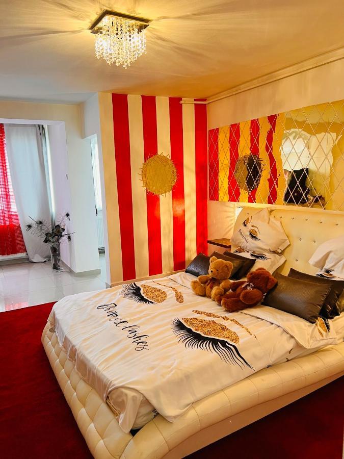 Apartament Garsoniera Mihaela Deva Zewnętrze zdjęcie